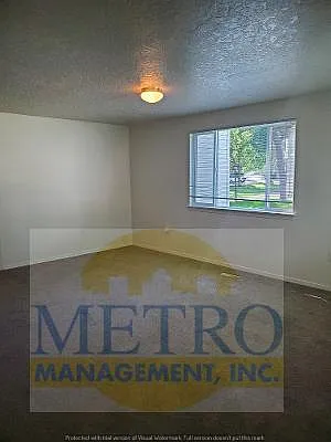 2 bed, 1000 sqft, $1,695 — Photo 3