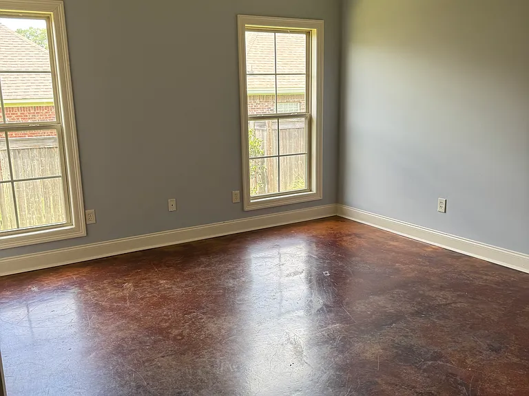 715 Chambord Dr — Photo 18