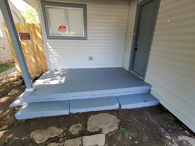 208 NW 14th St #A — Photo 2