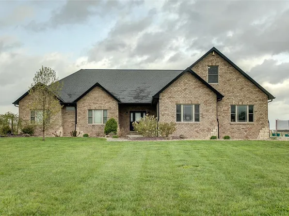 4553 Lauren Dr, Pocahontas, IL 62275