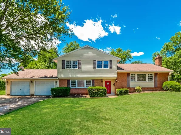 9206 Peabody St, Manassas, VA 20110