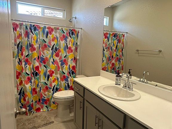 3rd image of 1856 Holland Ln