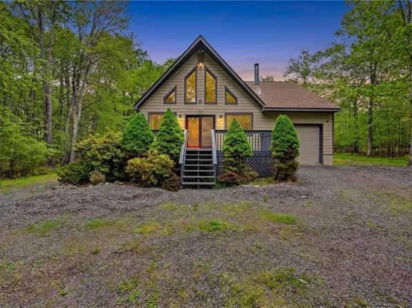 325 Moseywood Rd, Lake Harmony, PA 18624