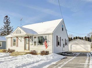 947 Higgins Ave, Neenah, WI 54956