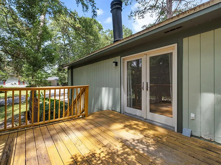 1112 Missionwood Ln — Photo 21
