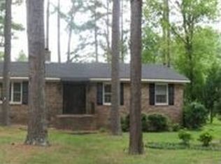 104 Shawnee Ln, Sheffield, AL 35660