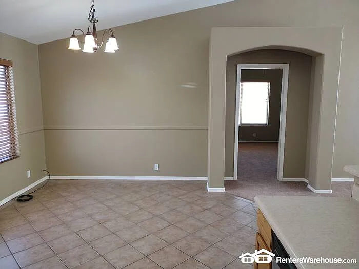 10721 E Emerald Ave — Photo 6