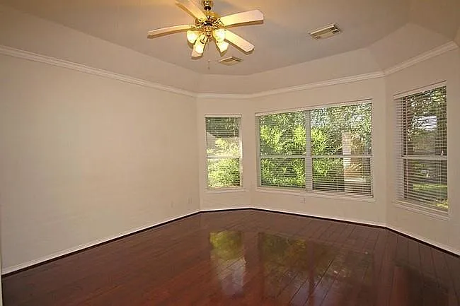 3018 Ravensport Dr — Photo 12