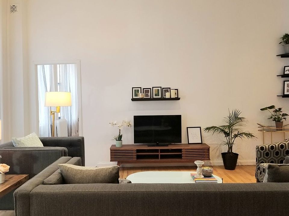 1st image of 12 John St #11H