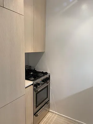 Rented by Yoon Realty Group | media 19