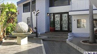 2nd image of 700 Avonglen Ter