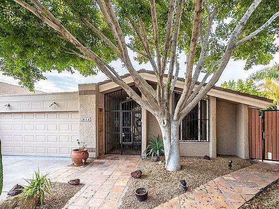 2nd image of 1602 E Cactus Wren Dr