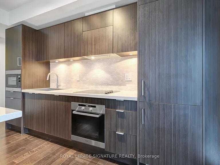 21 Widmer St #1111 — Photo 15