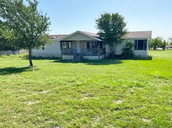 1307 Speedway Dr, Rhome, TX 76078