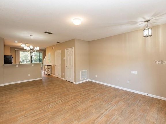 5th image of 1611 Stockton Dr