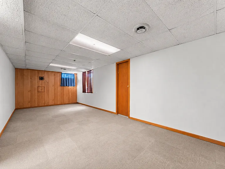 2271 335th Ln NE #2 — Photo 5