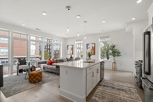 The Brook Luxury Apartments of Cambridge Photo 1