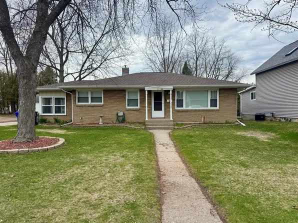 251 N Noquebay Ave, Peshtigo, WI 54157