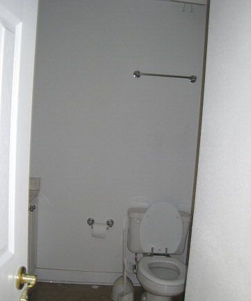 4th image of 1802 Jackson Ave W APT 185