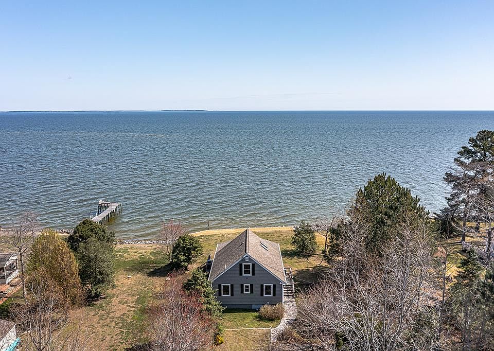 1st image of 644 Bay Quarter Dr
