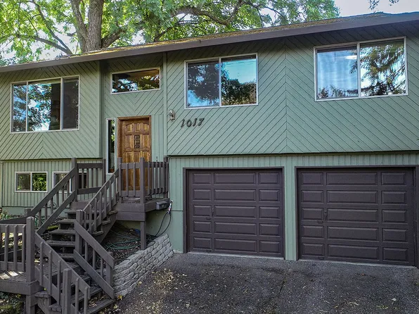 1017 Oak St, Hood River, OR 97031