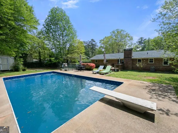 690 Manor Ridge Dr SW, Mableton, GA 30126