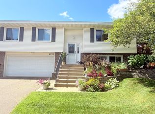 4232 Bridgewood Ter, Vadnais Heights, MN 55127