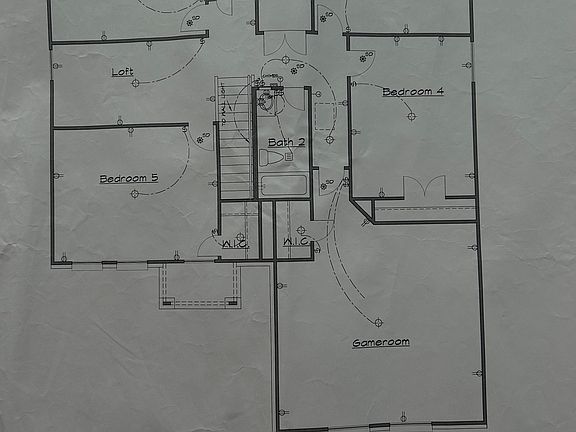 4th image of 2427 Basswood Dr