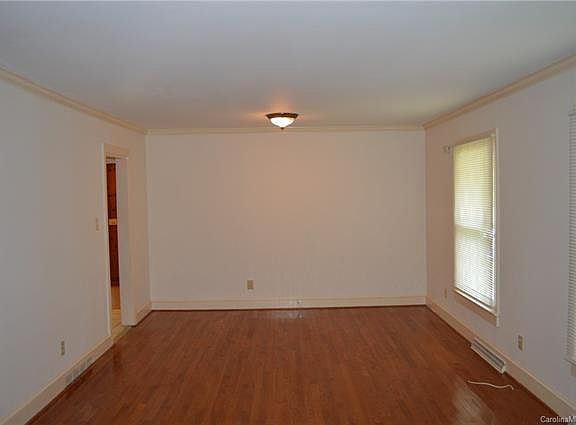 4th image of 534 Glendale Dr