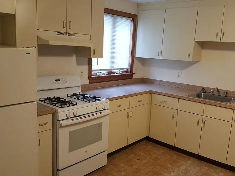 29 Jeffries St #1 — Photo 1