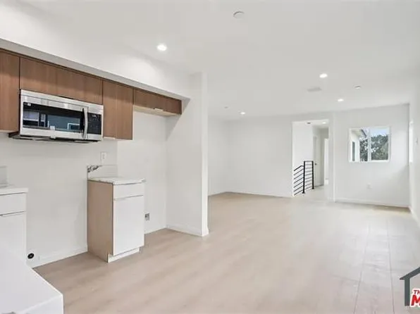 1673 1/2 E 111th St, Los Angeles, CA 90059