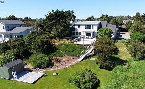3rd image of 1289 Lakeshore Dr