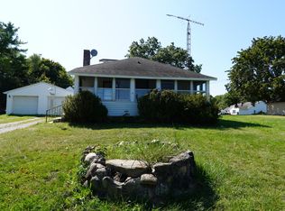 16 E Montgomery St #1, Hillsdale, MI 49242