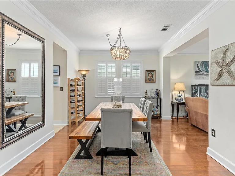 1687 Majestic View Ln — Photo 23