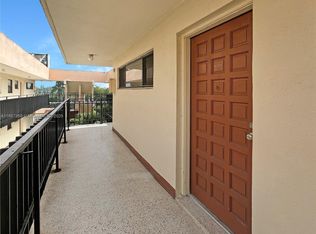 650 NE 149th St APT 502A, Miami, FL 33161