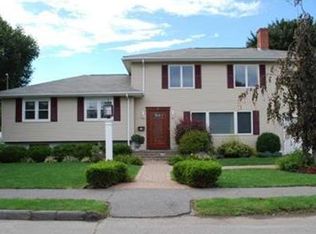 2 Sumner St, Swampscott, MA 01907