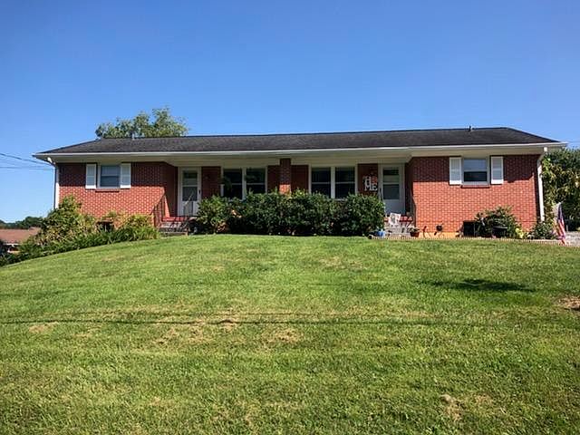 1st image of 322 Melody Ln