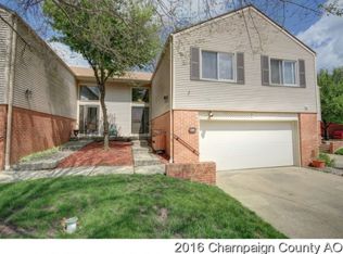 26 Fields E, Champaign, IL 61822