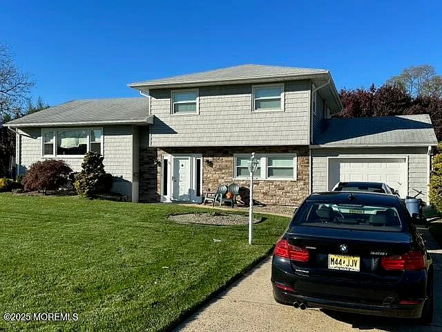 15 Cooper Ave
