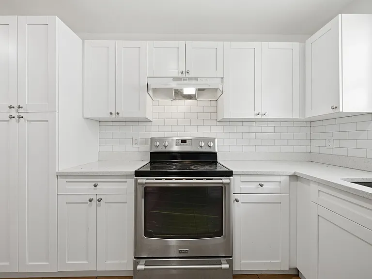 310 E Frances Ave #C1 — Photo 2