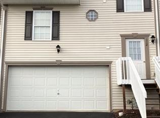 112 Manor View Dr, Manor, PA