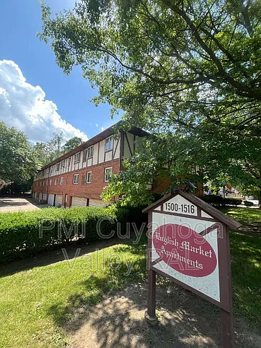 1516 W Market St Photo 1