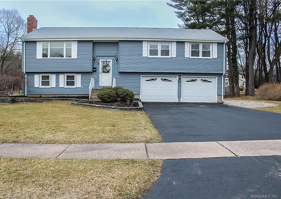 1st image of 36 Syracuse Dr