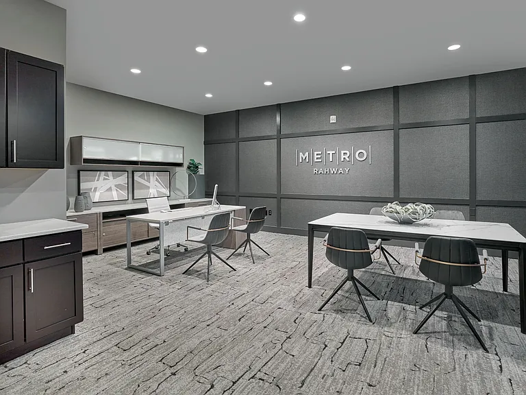 Metro Rahway — Photo 18