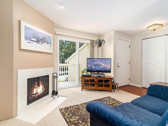 3rd image of 9474 Redmond Woodinville Rd NE #Nea302