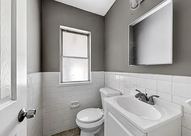 7245 Saint Andrews Pl — Photo 10