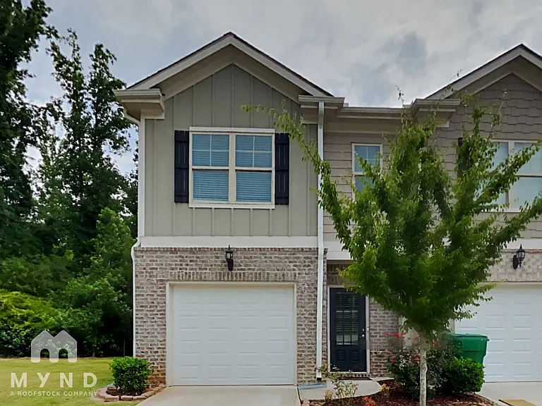 5921 Cassie Dr — Photo 1
