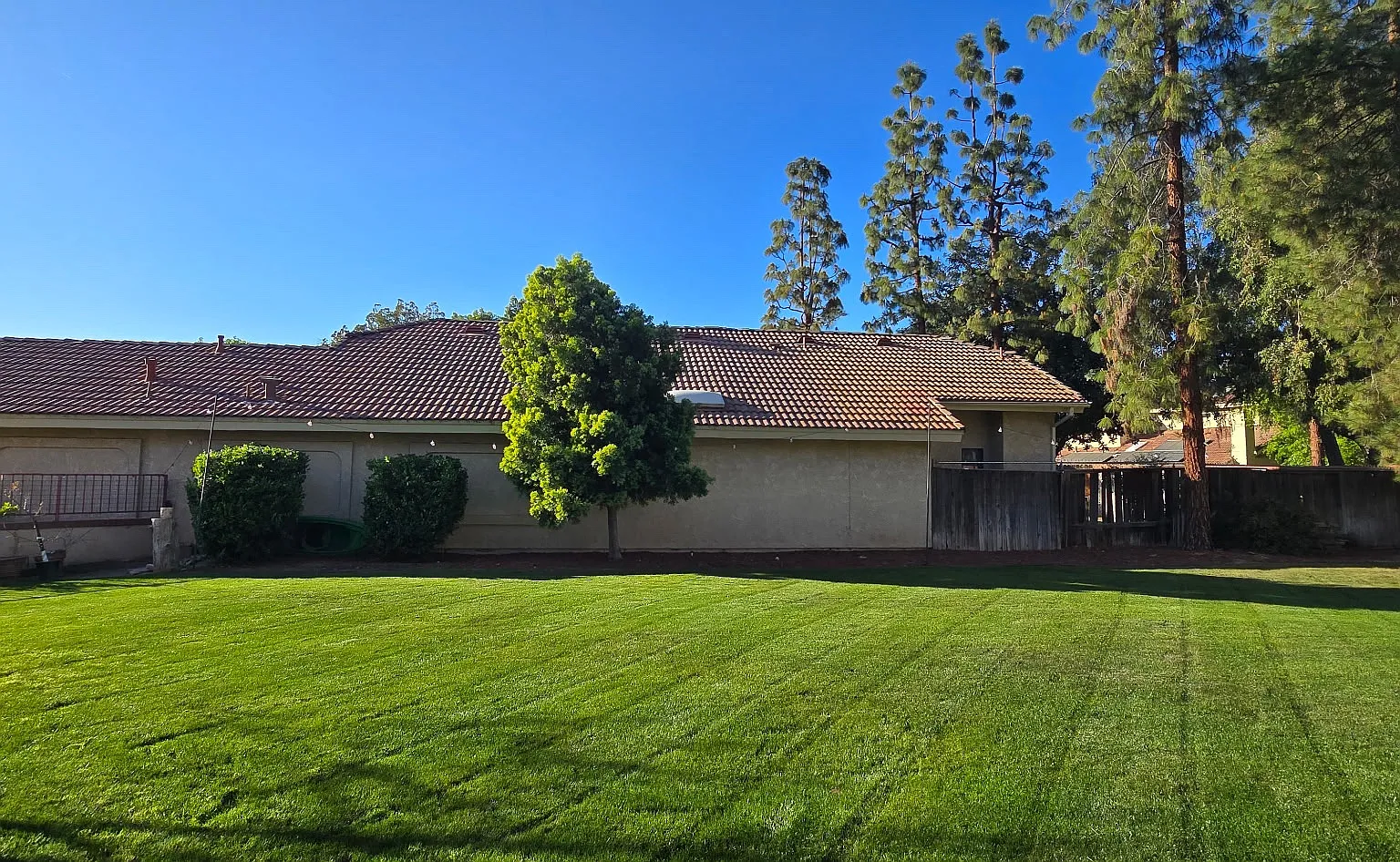 3 bed, 2.5 bath, 2113 sqft, $2,900 — Photo 3
