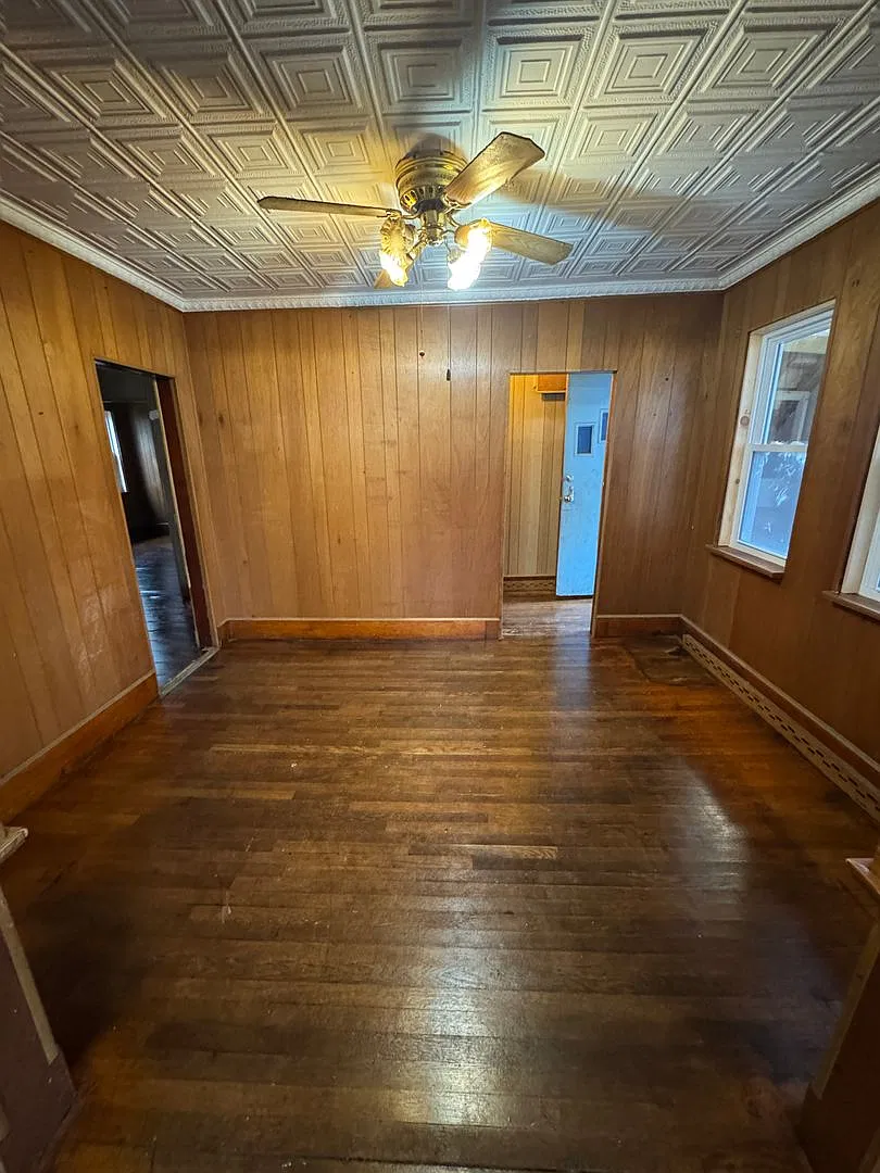 13 Sullivan Street — Photo 4
