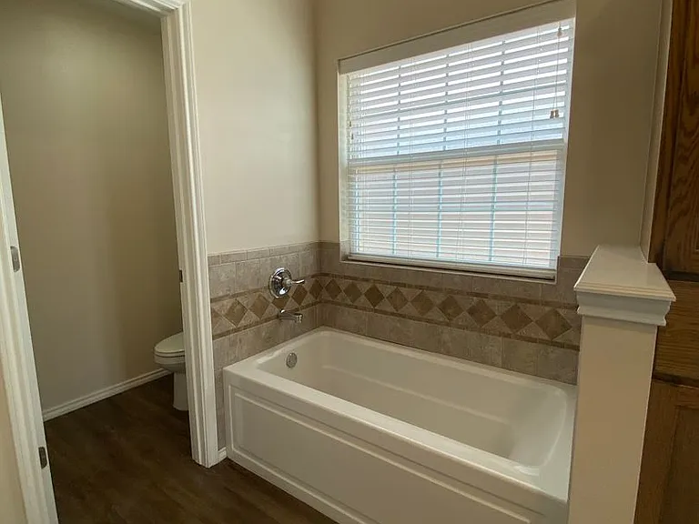 5002 Scarlett Oak Ln — Photo 12